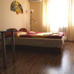 https://budapest-center-house.inbudapesthotels.com