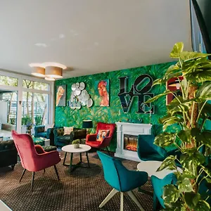 Otel Arena Deluxe &, Segedin