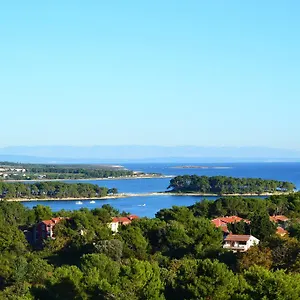 https://apartments-tanja-premantura.in-istria.net
