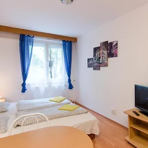 https://young-center.inbudapesthotels.com